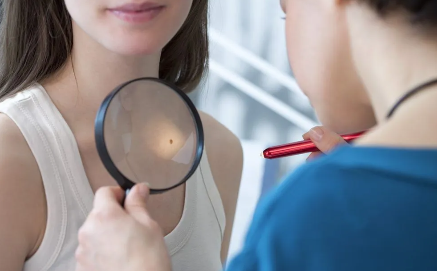 Understanding The Early Warning Signs Of Skin Cancer